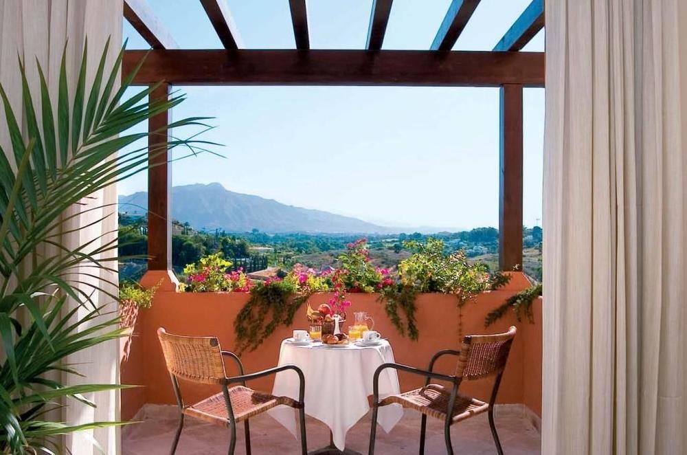 Pierre & Vacances Estepona Bagian luar foto
