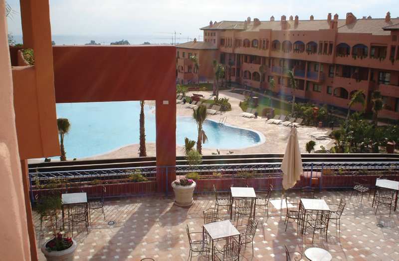 Pierre & Vacances Estepona Bagian luar foto