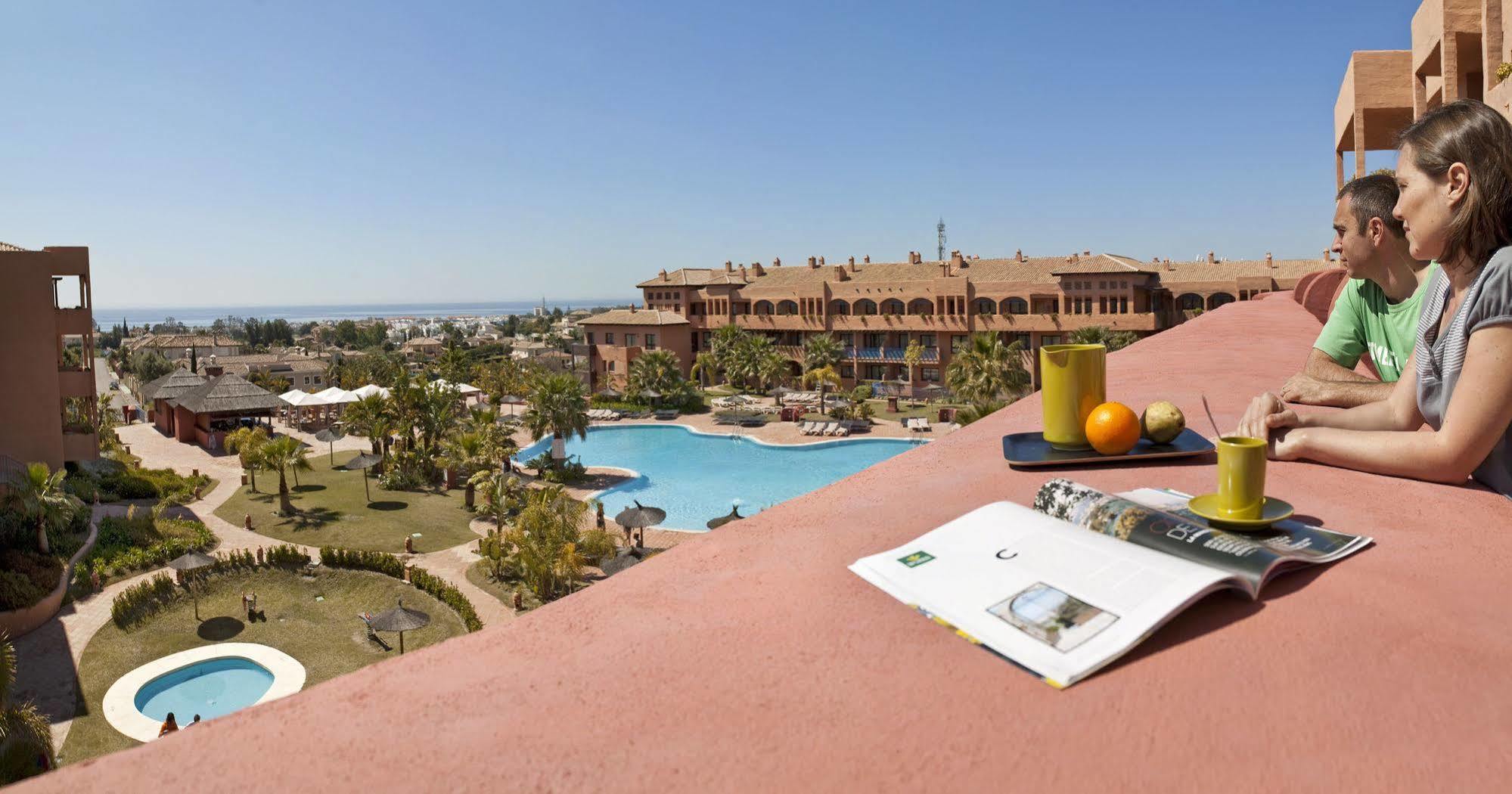 Pierre & Vacances Estepona Bagian luar foto