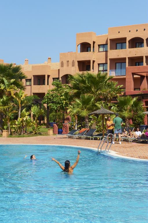 Pierre & Vacances Estepona Bagian luar foto