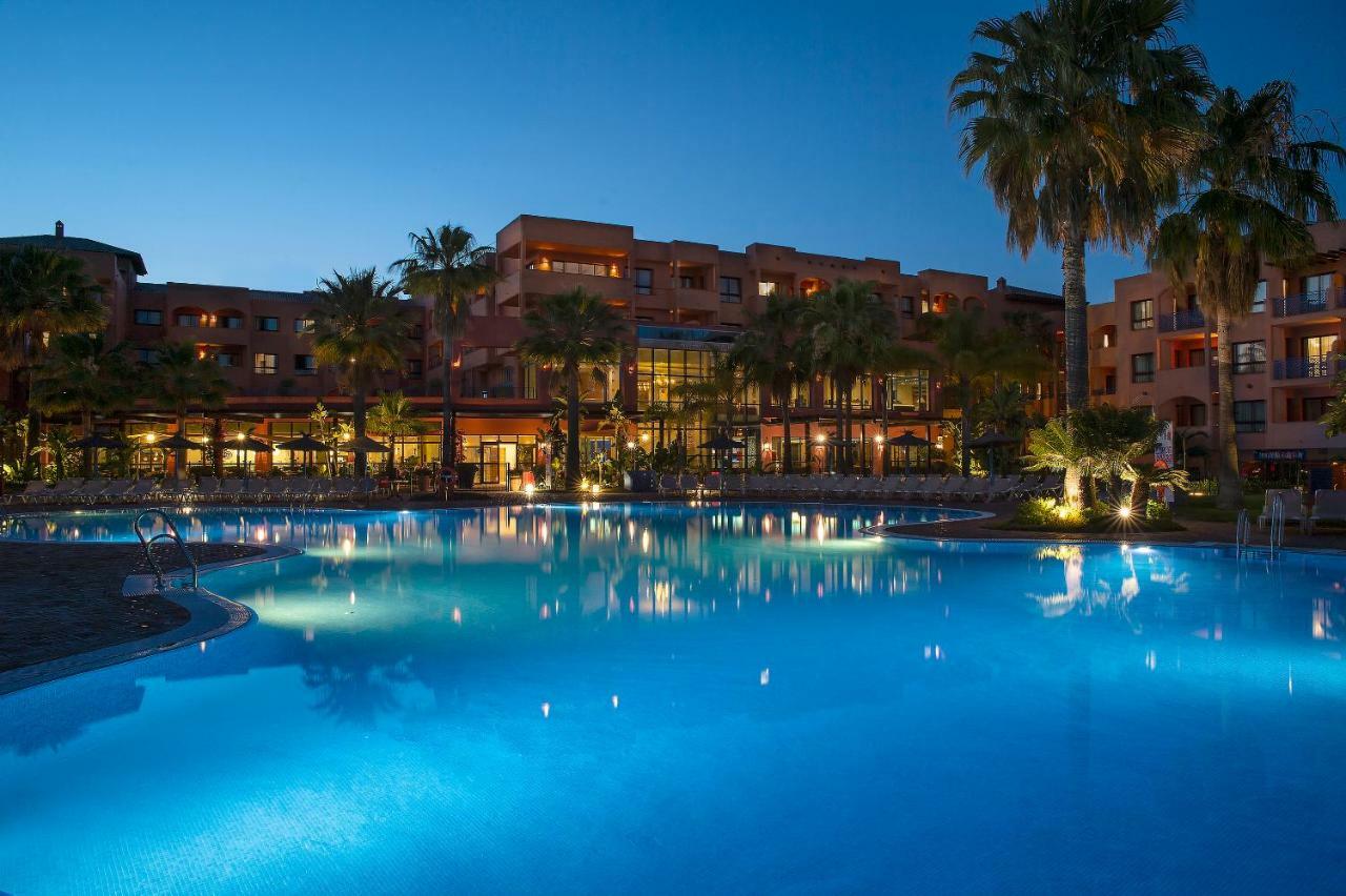 Pierre & Vacances Estepona Bagian luar foto