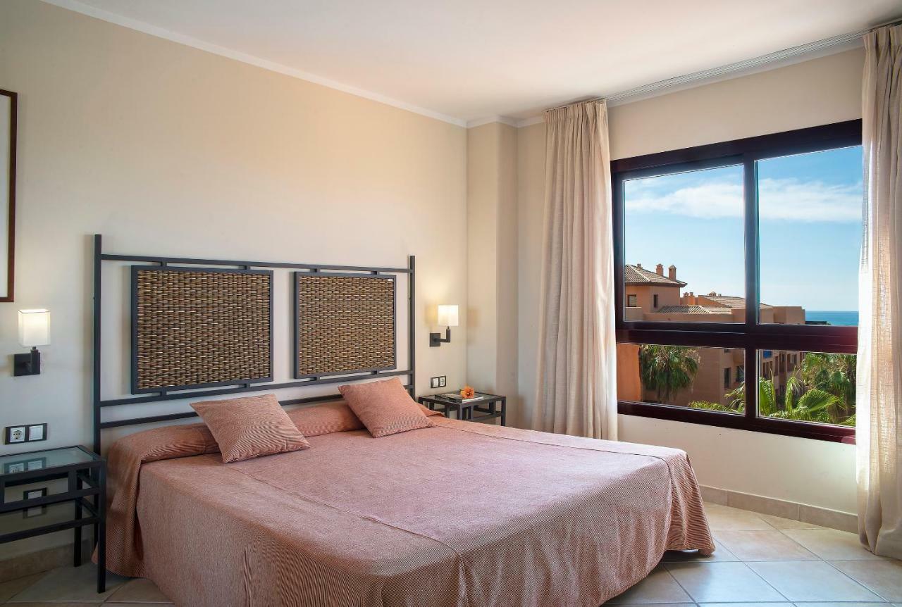 Pierre & Vacances Estepona Bagian luar foto
