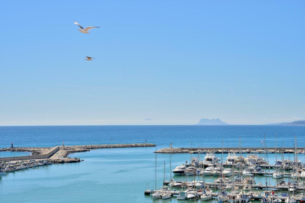 Pierre & Vacances Estepona Bagian luar foto