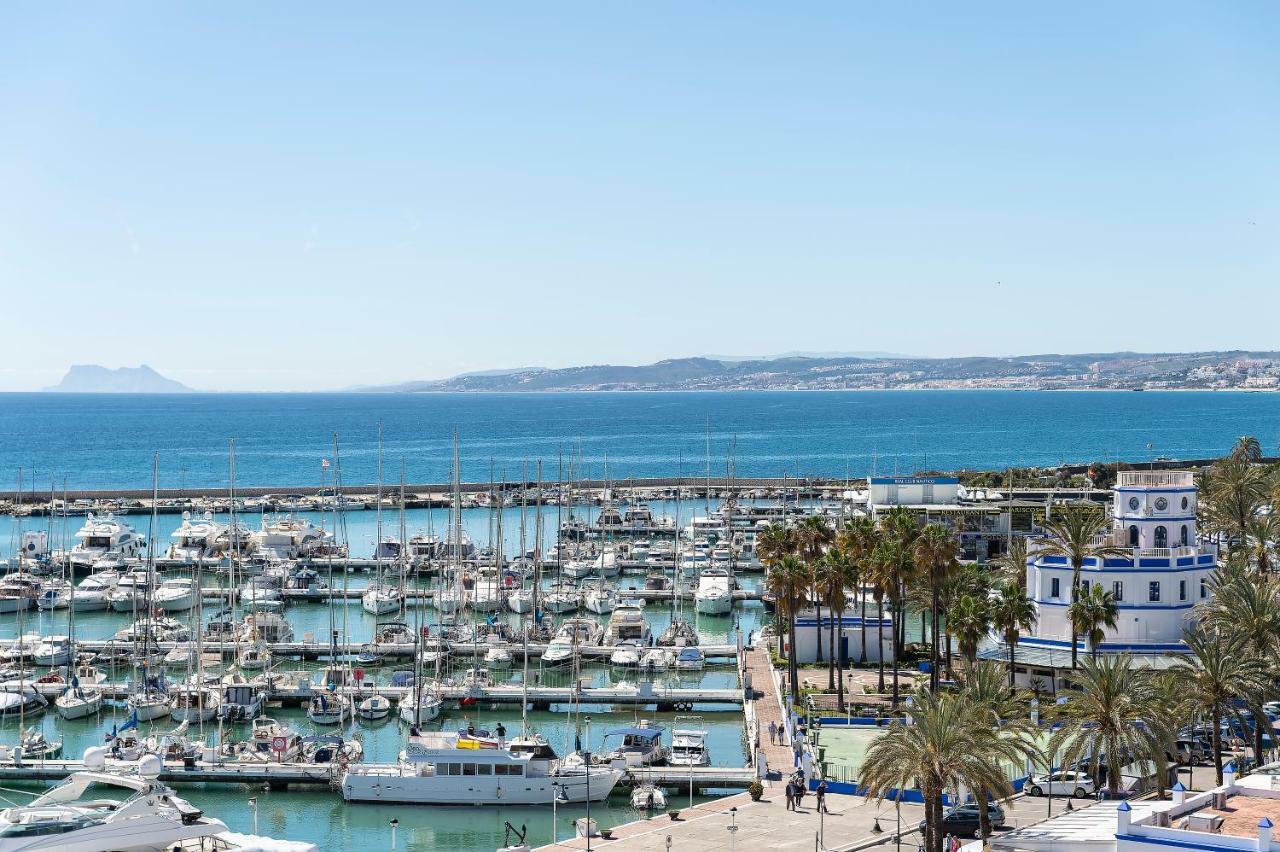Pierre & Vacances Estepona Bagian luar foto